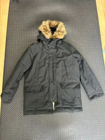 GAP 블랙 모즈 코트 퍼 포함 L