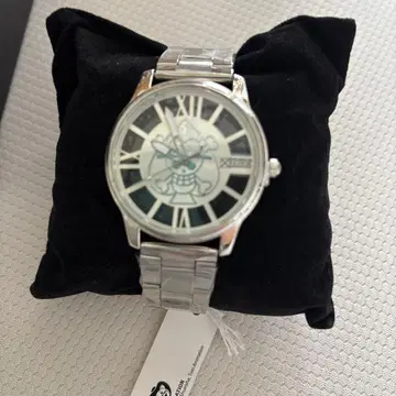 원피스 클리어 페이스워치 손목시계 에이스