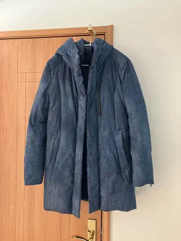 Tornado Mart 후드 부착 다운 자켓 다크 블루