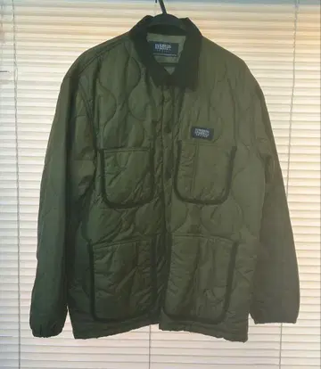 UNIVERSAL OVERALL 퀼팅 자켓 올리브 사이즈 L