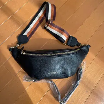 탑카피 바디백 블랙