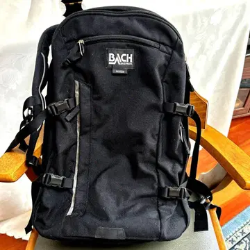 BACH bake28 블랙 백팩