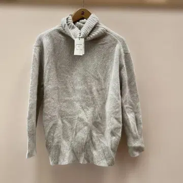 CAPRICIEUX LE'MAGE 라이트 그레이 스웨터 F 사이즈