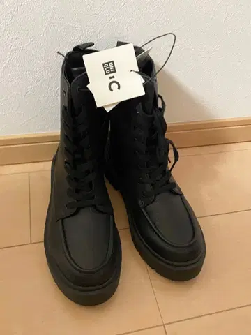 UNIQLO 유니클로 레이스업 숏부츠 25.5cm