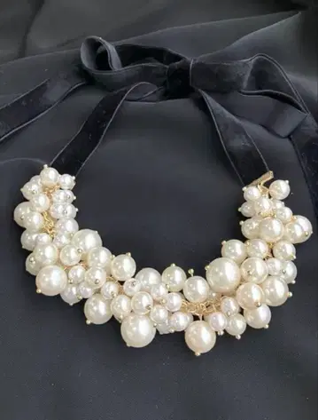 새상품 펄 볼륨 목걸이 펄 초커 벨로아 블랙 리본