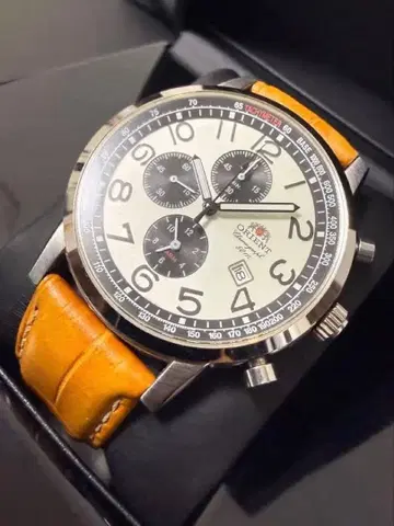 ORIENT 오리엔트 아날로그 남성용 손목시계 크로노그래프