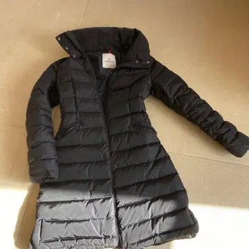 MONCLER 블랙 플라메테