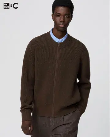 [ 미사용 새상품 ] 유니클로C 크루넥 풀 집업 가디건 다크 브라운 M