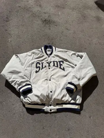 Slyde 바시티 자켓 L 사이즈 화이트