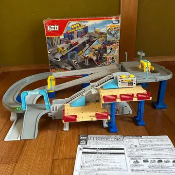 토미카 액션 고속도로