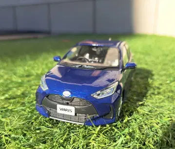 도요타 YARIS 컬러 샘플