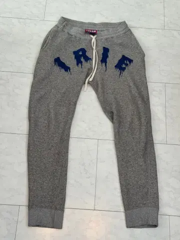 IRIE by irielife 스웨트 팬츠