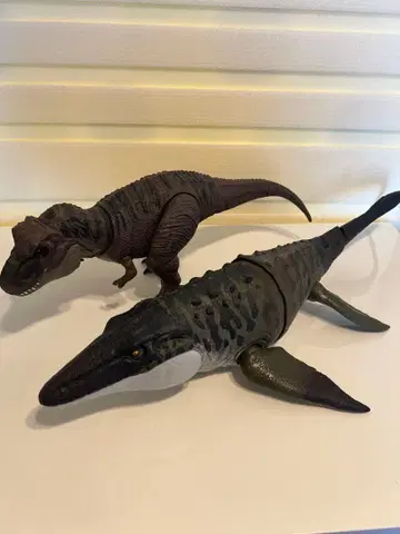 마텔 쥬라기 월드 티라노사우루스 모사사우루스 세트