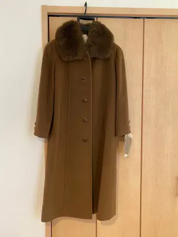 [ 새상품급 택 포함 ] 라핀 블랑쥬 구아나코 롱 코트