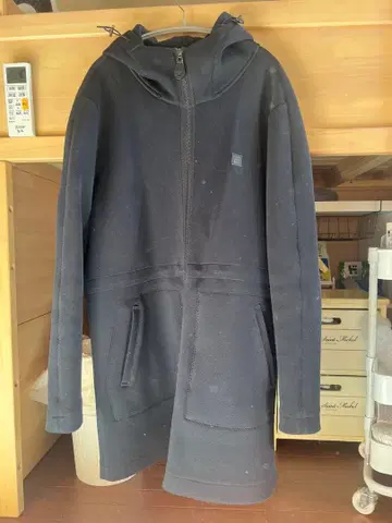 후드 부착 블랙 롱 후드티