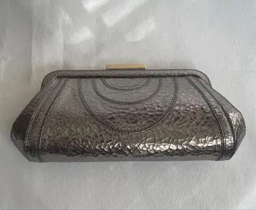 ANYA HINDMARCH 안야 힌드마치 클러치백 백