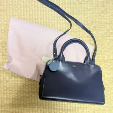 라들리 숄더 백