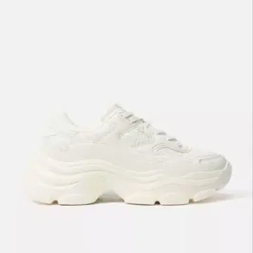 ZARA 청키 밑창 스타일 러닝화 36 사이즈
