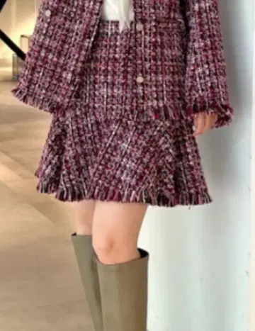 [ 송별 ] 릴리 브라운 프린지 트위드 미니 스커트
