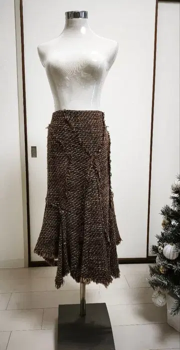 플레어 스커트 브라운 계열 트위드풍
