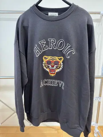 FREAK'S STORE 타이거 맨투맨