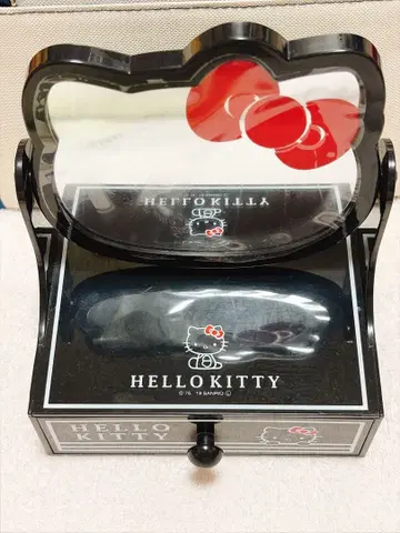 HELLO KITTY 거울 포함 수납 박스