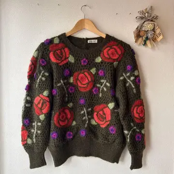 꽃무늬 자수 올리브 그린 니트 스웨터 쇼와 레트로 구제 의류