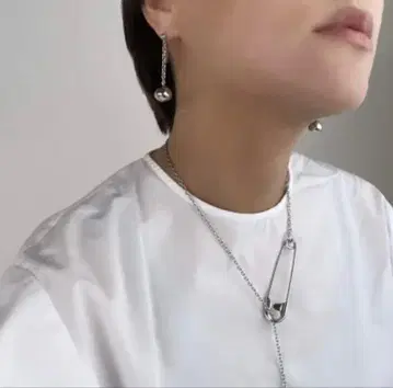 시즈마라 안전핀 모티브 2way 목걸이