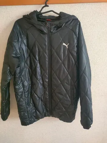 PUMA 블랙 퀼팅 다운 자켓