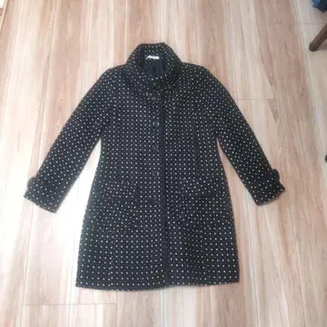 블랙과 화이트 도트 무늬 롱 코트 M