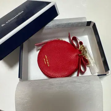 &chouette 캔뱃지 케이스 참 키링