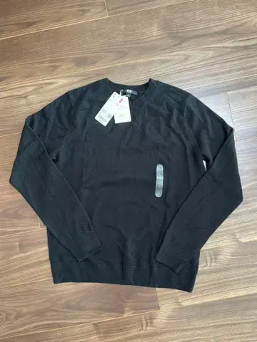 새상품 캐시미어 100% 크루넥 스웨터 L 사이즈 블랙