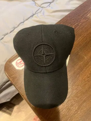 스톤 아일랜드 블랙캡