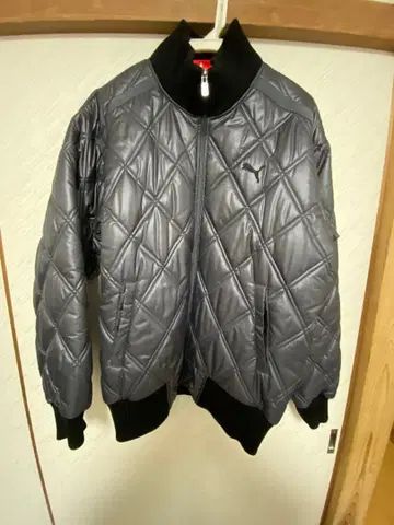 푸마 차콜 그레이 퀼팅 자켓 L