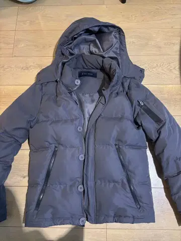 BIGLIDUE 후드 부착 그레이 다운 자켓