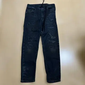 DlESEL 데미지 가공 다크 데님 팬츠