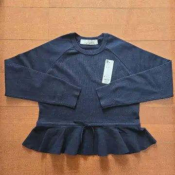 GU rokhs 네이비 프릴 밑단 니트 M