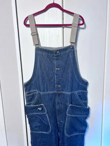 프릭스스토어 마운틴매니아 와이드 실루엣 데님 오버롤