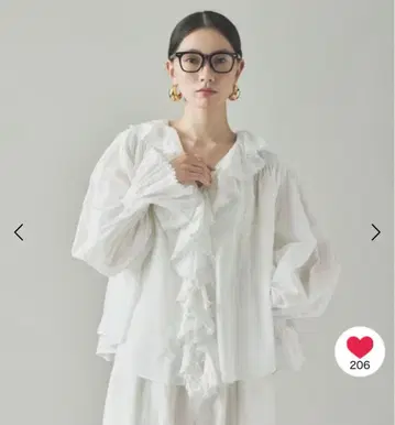 캘런솔로지 러플 레이스 블라우스 완판