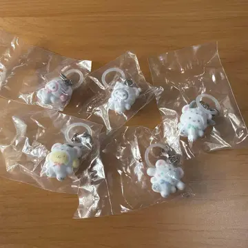 산리오 캐릭터 참 포근포근 스노우 메지루시 액세서리