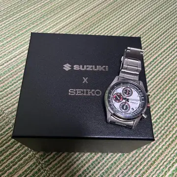 SUZUKI x SEIKO SWIFT SPORT 손목시계