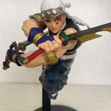 귀멸의 칼날 우즈이 텐겐 피규어