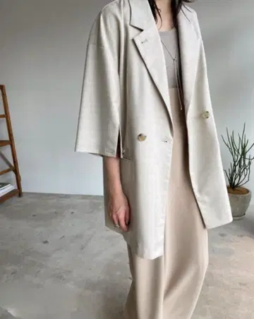 SLEEVE SLIT JACKET CLANE