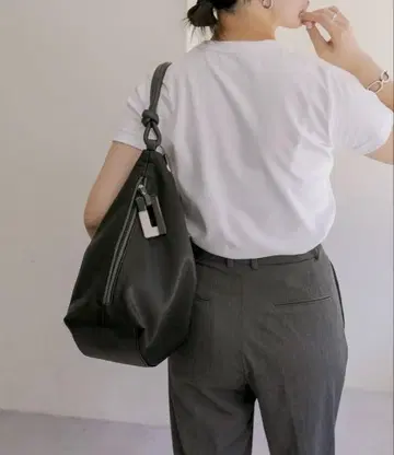 [ ear PAPILLONNER ] 수지 부품 원 핸들 백