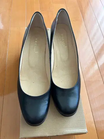 [ 미사용 ] REGAL 블랙 플레인 펌프스 24cm