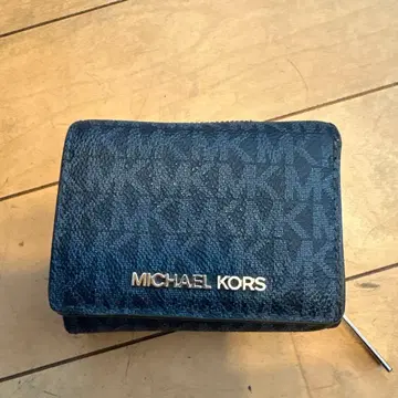 MICHAEL KORS 네이비 3단 폴더형 지갑