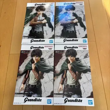 [ 미개봉 새상품 ] 진격의 거인 엘렌 리바이 grandista 피규어