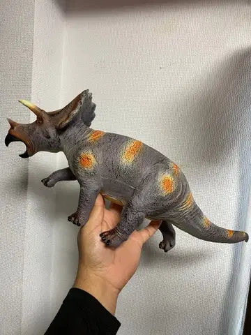 트리케라톱스 피규어