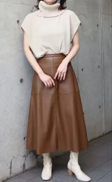 MURUA 신세틱 가죽 A 라인 스커트