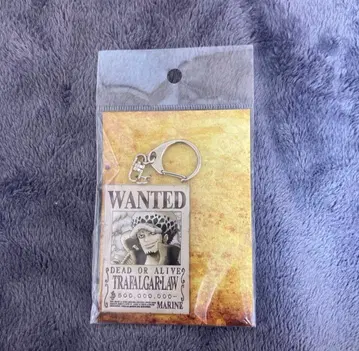 WANTED 디자인 아크릴 키링